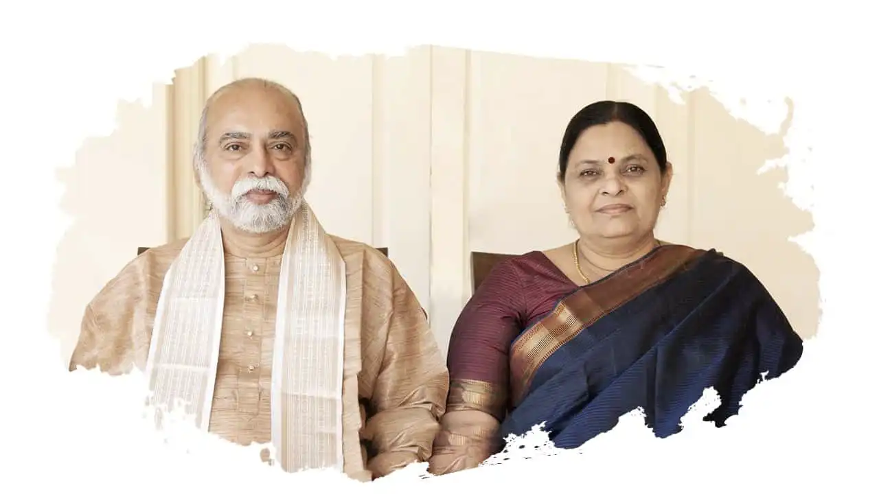 エーカム　シュリ・アンマ＆シュリ・バガヴァン