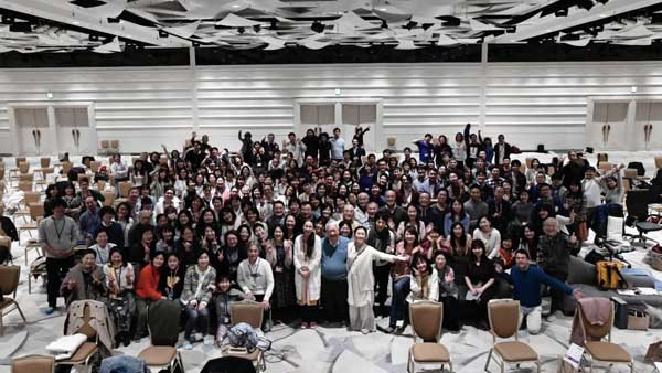 ワンネスヨガチャレンジ | エーカム JAPAN