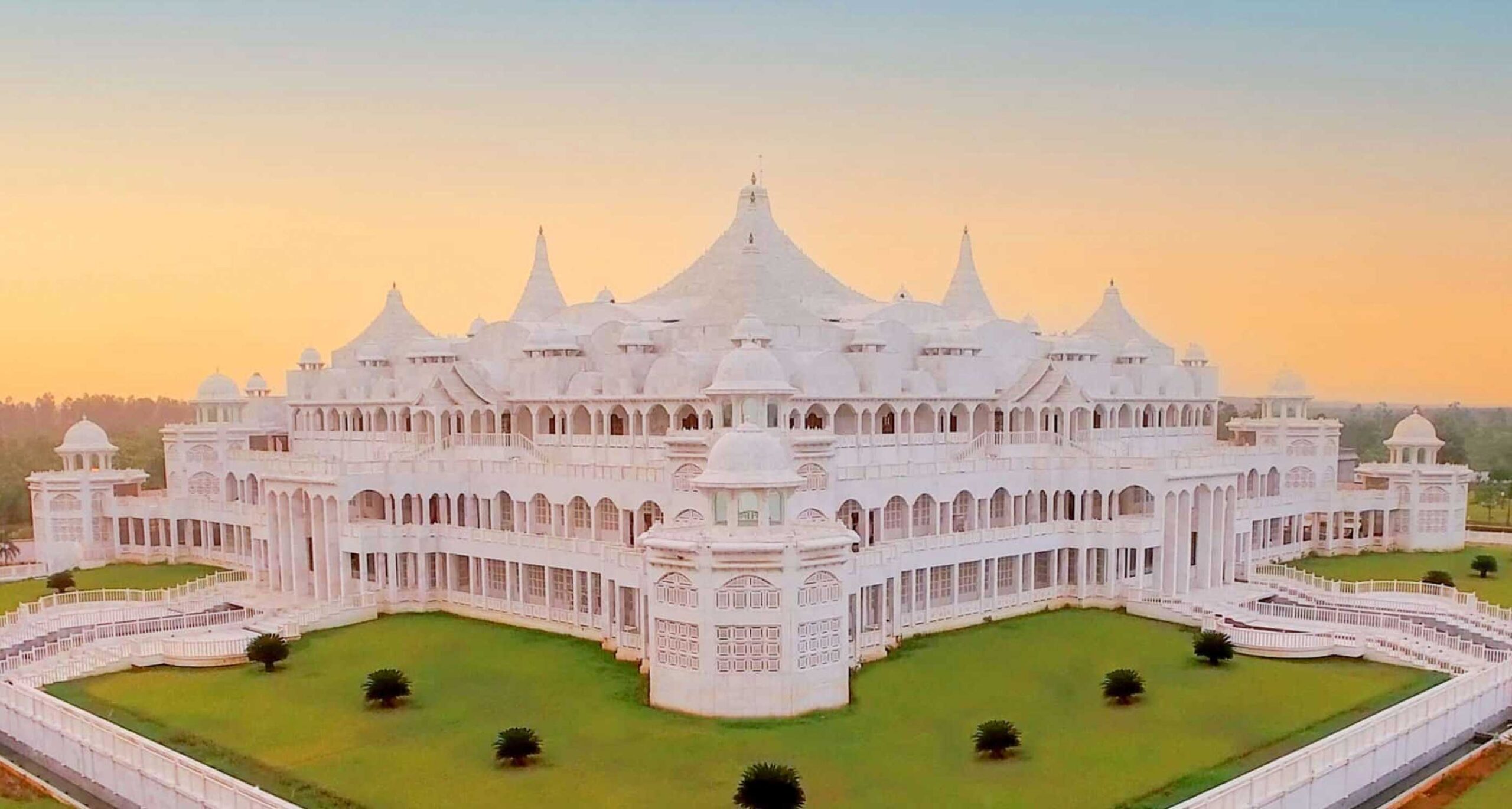 EKAM（エーカム）とは